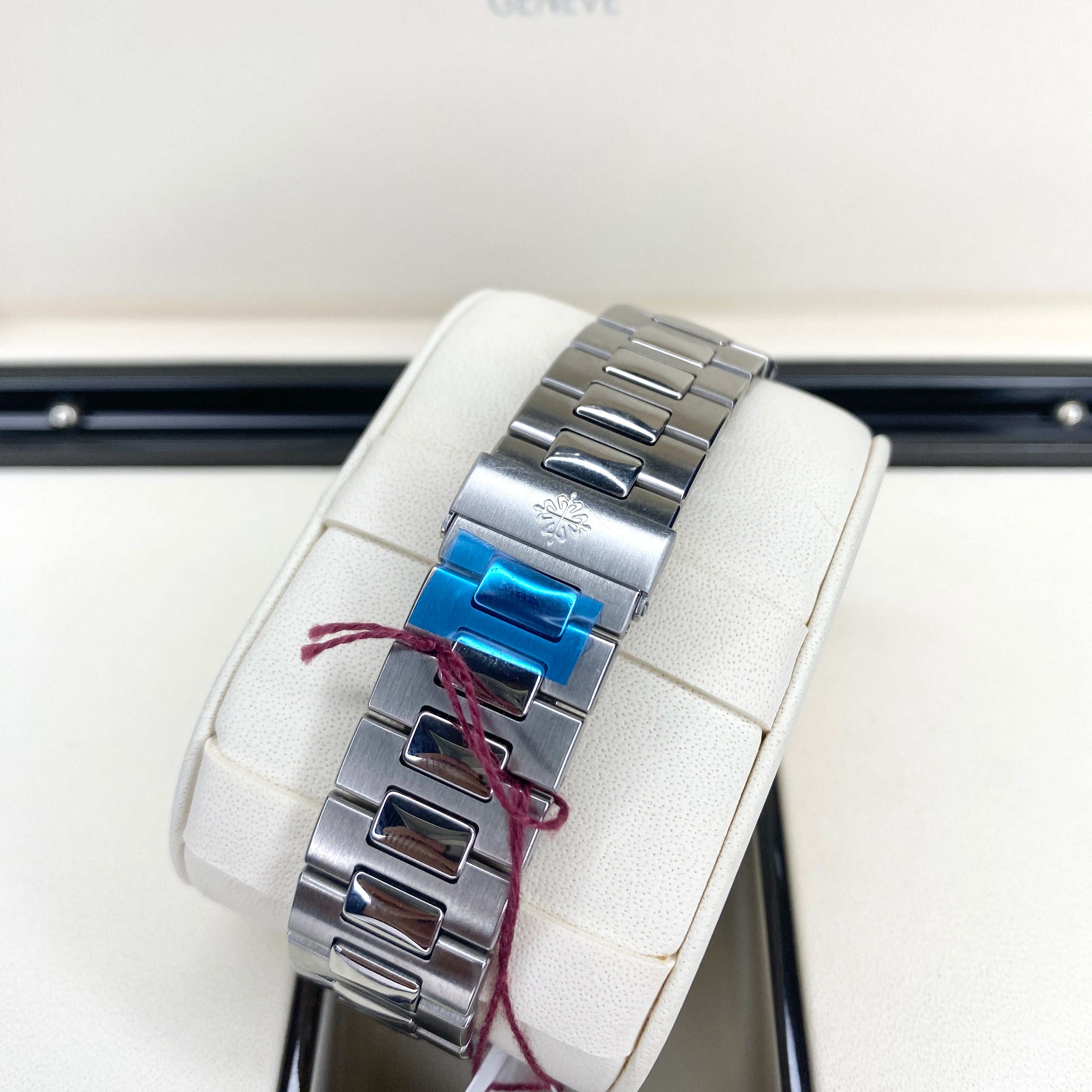 PATEK PHILIPPE NAUTILUS 5711/1A-010 NEU 2014 FULLSET