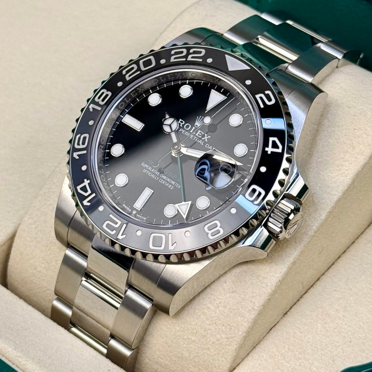 ROLEX GMT-MASTER II 126710GRNR OYSTER "BRUCE WAYNE" 02/2025 NEU FULLSET