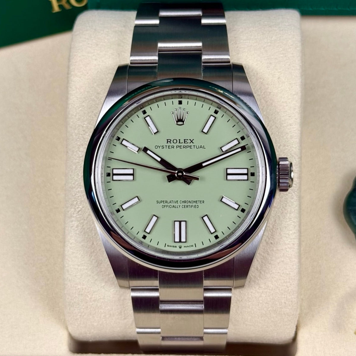 Rolex Oyster Perpetual 41 Ref. 134300 Pistachio – Neu, LC100, Fullset 09/2026