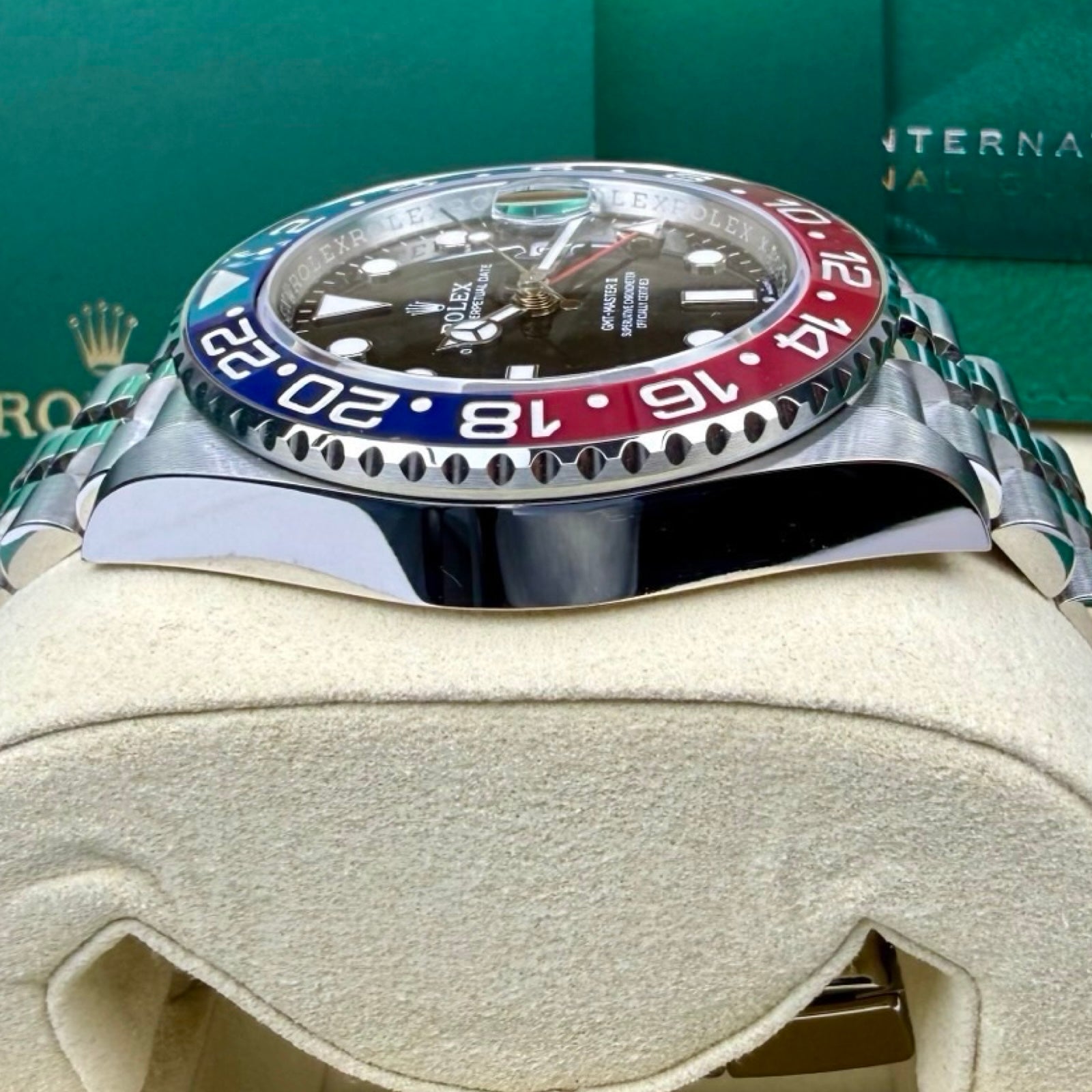ROLEX GMT-MASTER II PEPSI 126710BLRO JUBILEE 11/2025 NEU FULLSET