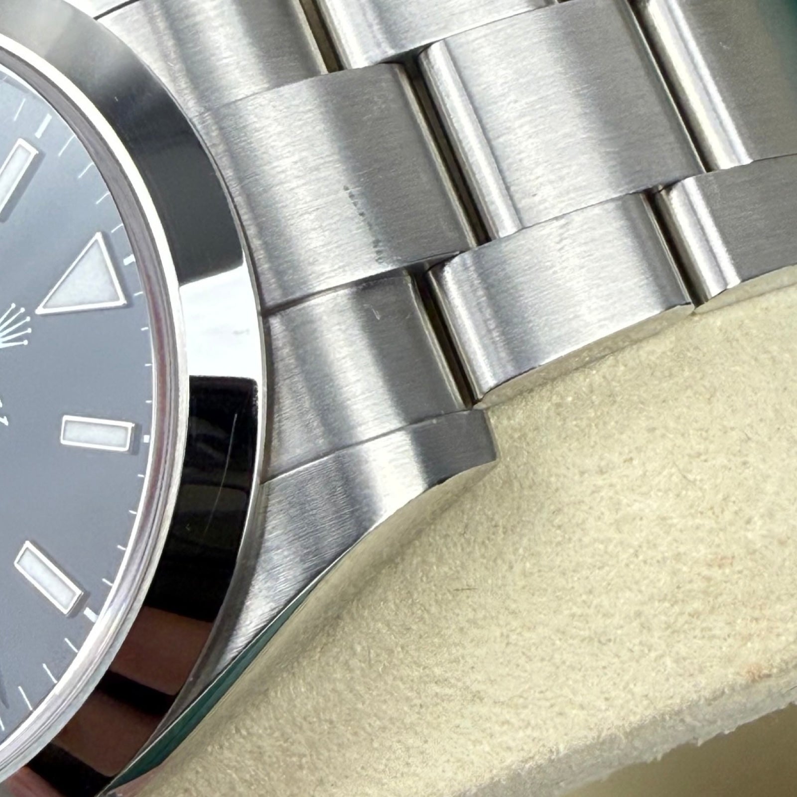 Rolex Explorer 40 Ref. 224270 Schwarz – Sehr gut, Fullset 12/2025 | Finer Things