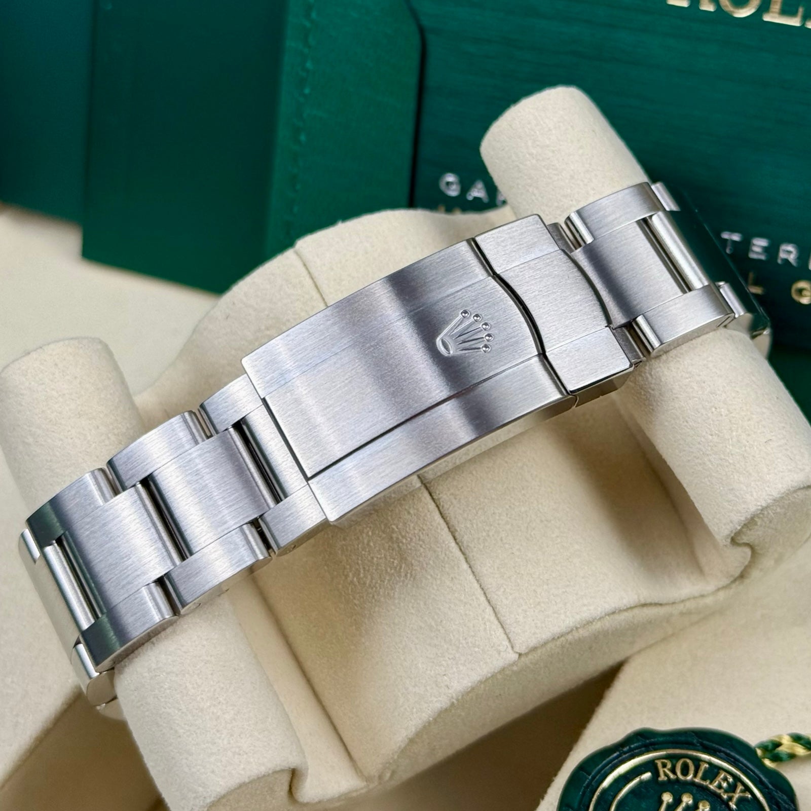 Rolex Oyster Perpetual 41 Ref. 134303 100th Anniversary – Neu, Fullset 07/2026 | Finer Things