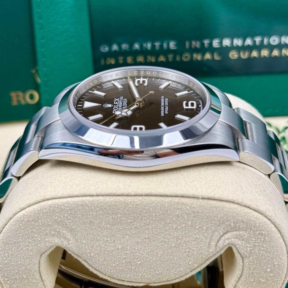 Rolex Explorer 40 Ref. 224270 Schwarz – Sehr gut, Fullset 12/2025 | Finer Things