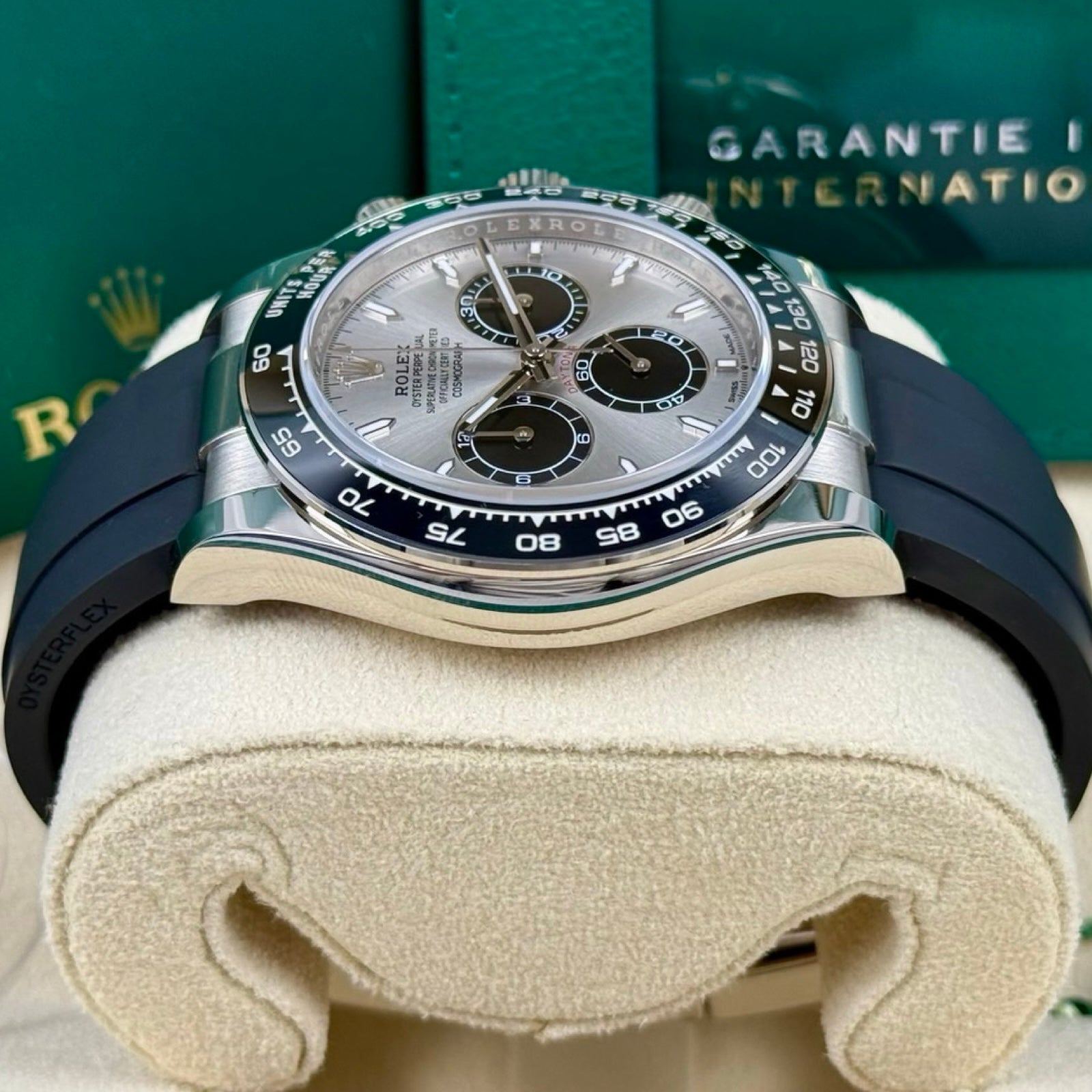 ROLEX COSMOGRAPH DAYTONA OYSTERFLEX 126519LN WEIßGOLD "GHOST" 10/2024 NEU FULLSET