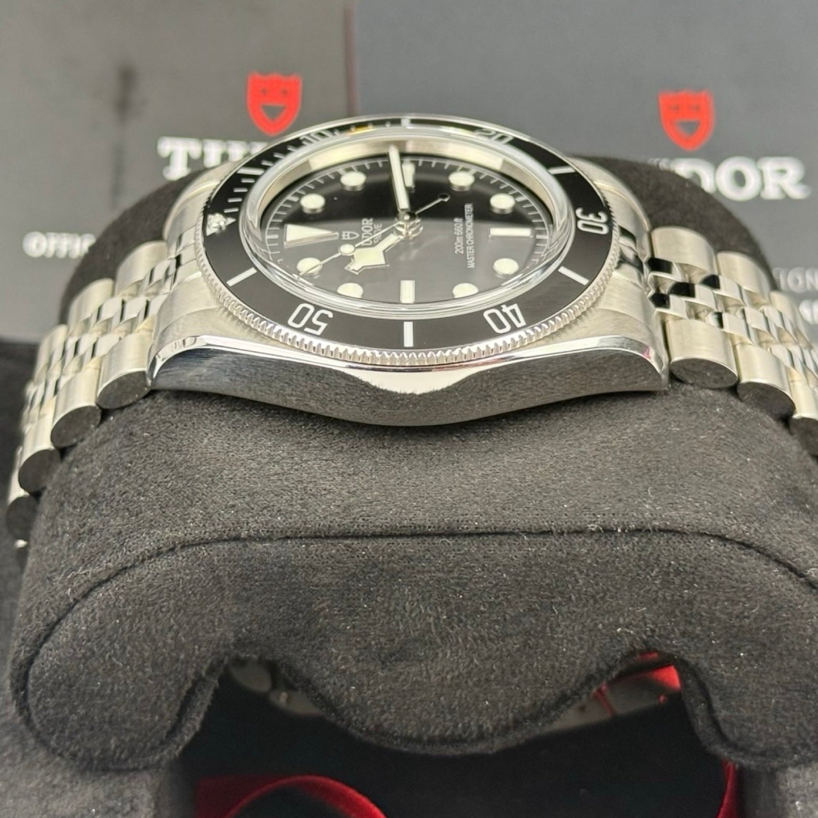 Tudor Black Bay 41 Ref. M7941A1A0NU-0003 Schwarz – Neu, Fullset 03/2025 | Finer Things