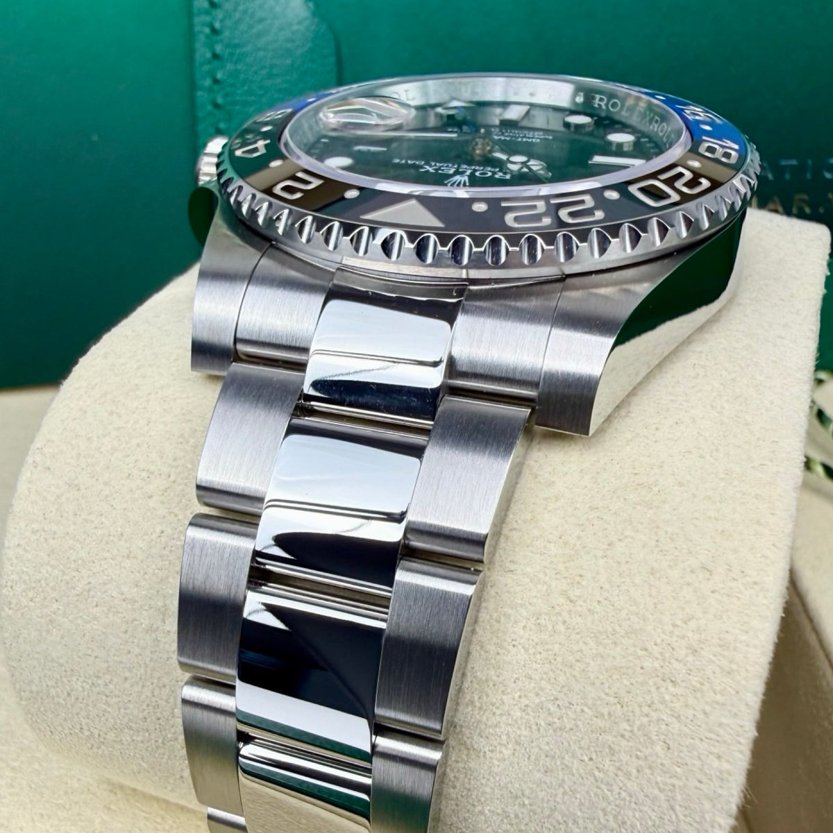 Rolex GMT-Master II Ref. 126710BLNR Batman – Neu, LC100, Full Set 03/2026 | Finer Things Köln