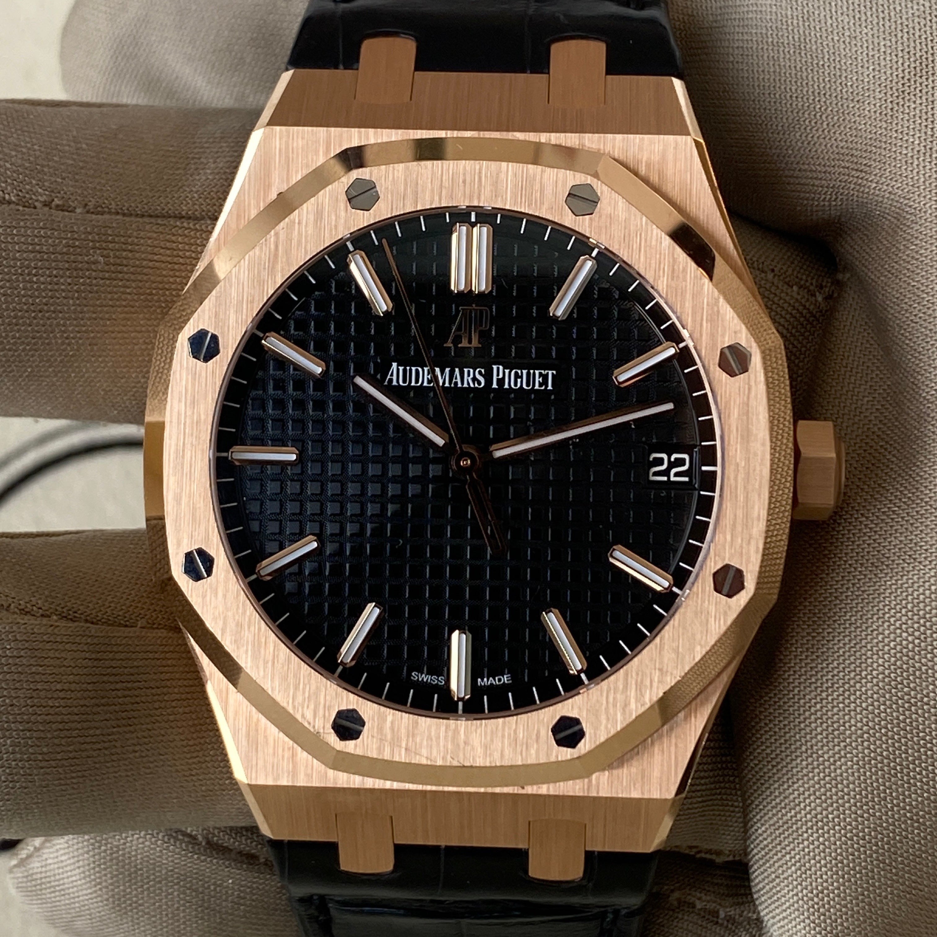 AUDEMARS PIGUET ROYAL OAK ROSÉGOLD 155000R.O0.D002CR.01 06/2022 FULLSET