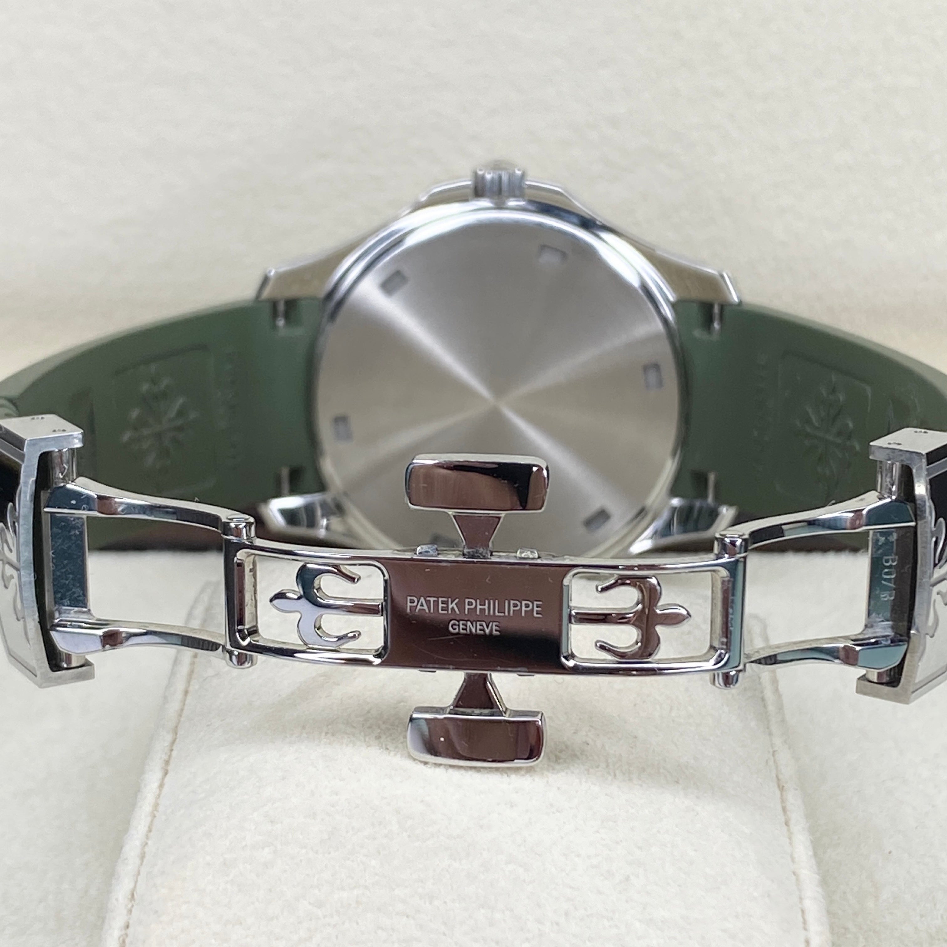 PATEK PHILIPPE AQUANAUT LUCE 5267/200A-011 GRÜN 11/2022 FULLSET DEUTSCH