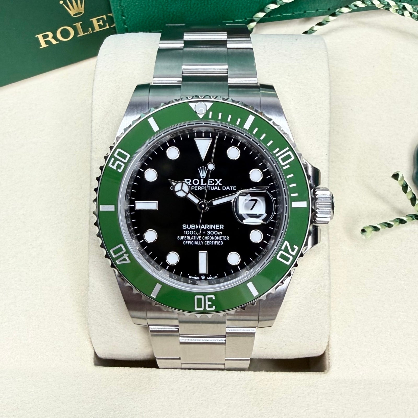 Rolex Submariner Date Ref. 126610LV Starbucks – Neu, Fullset 05/2026 | Finer Things