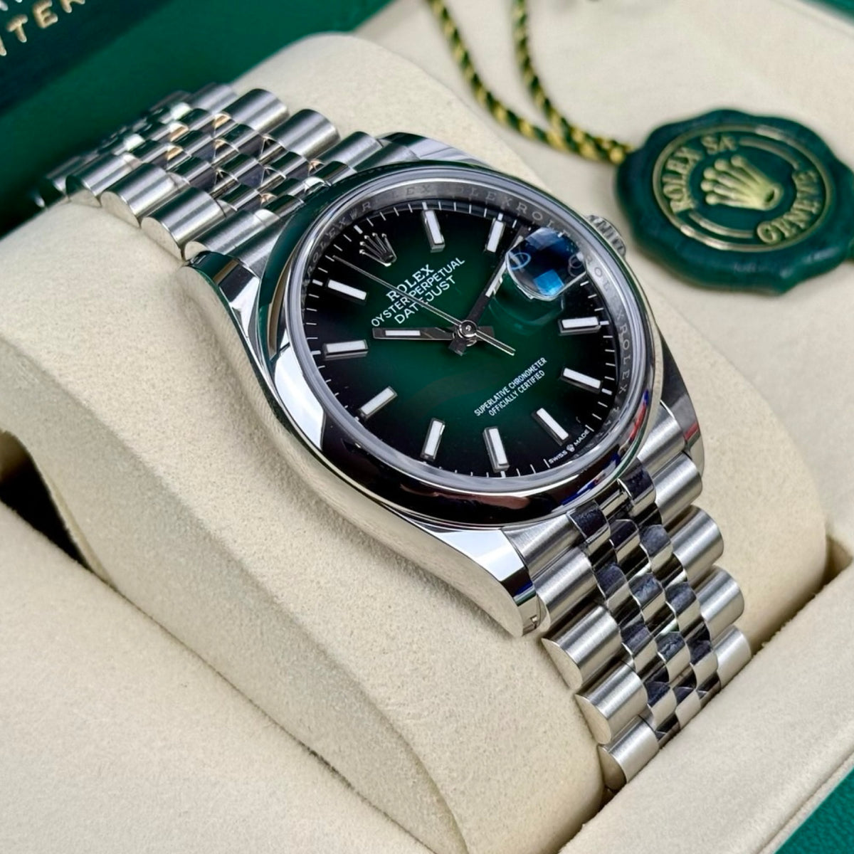 Rolex Datejust 36 126200 Grün Ombré Jubilee – Neu, Fullset 10/2026