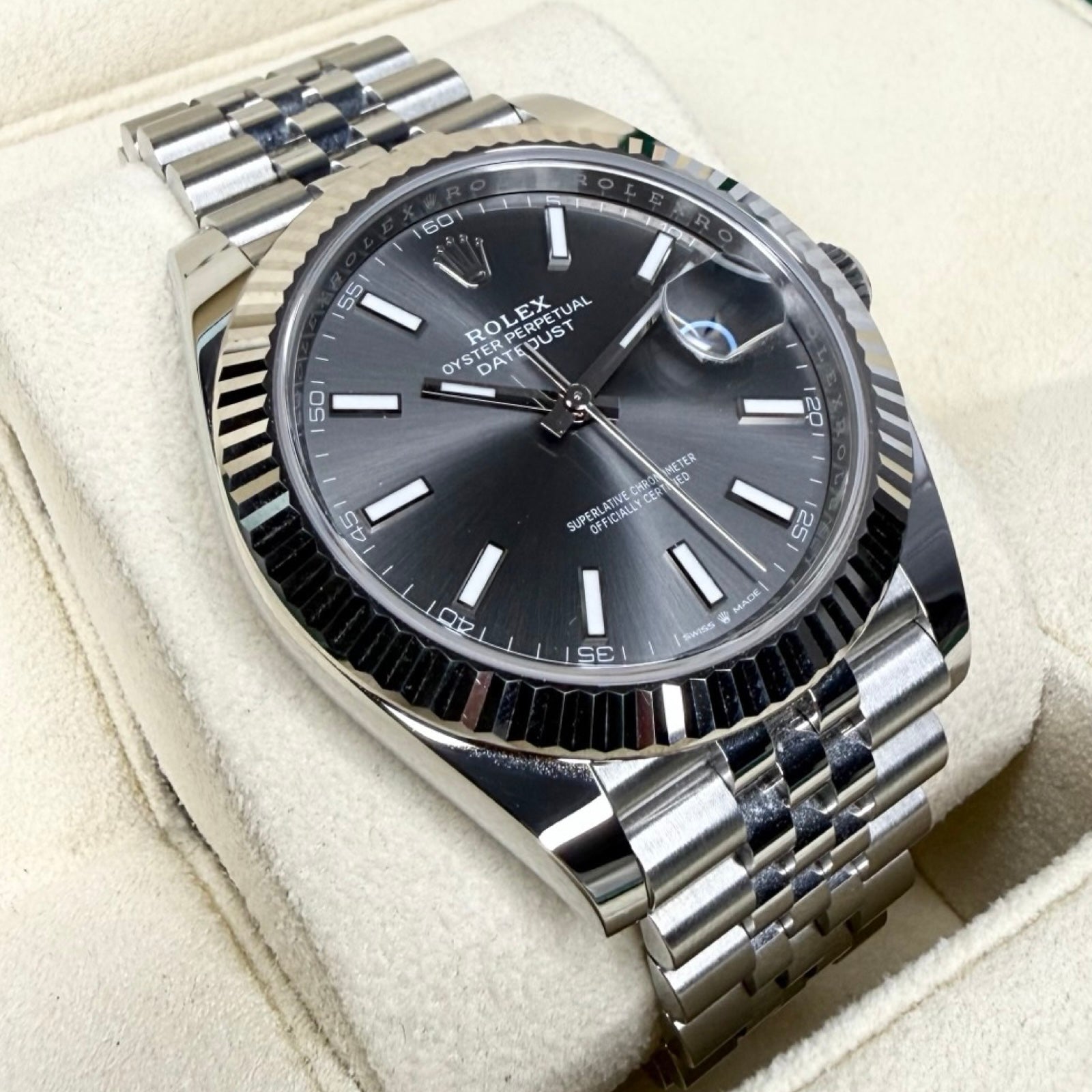 ROLEX DATEJUST 41 126334 RHODIUM GRAU JUBILEE 09/2024 FULLSET
