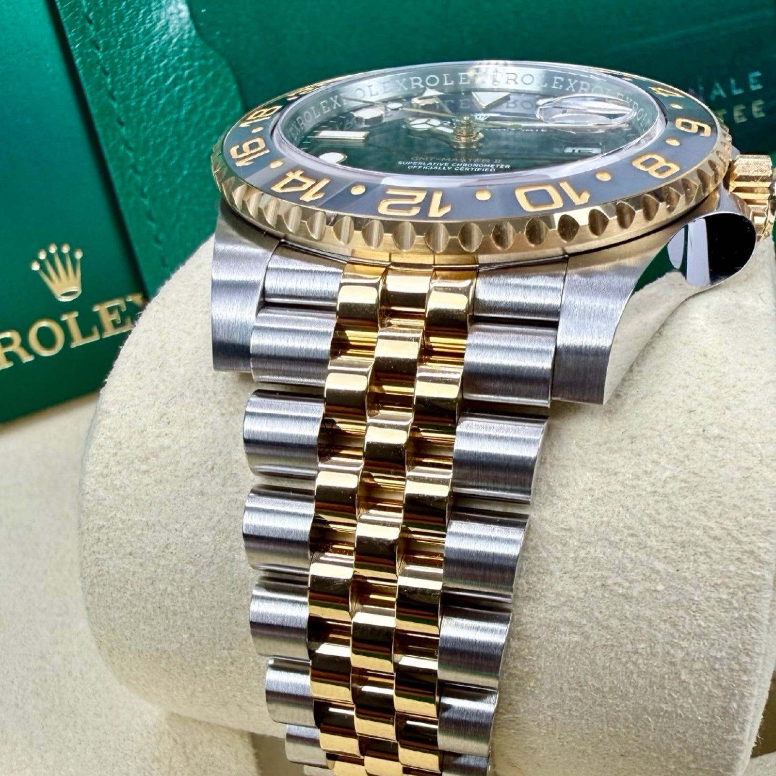 ROLEX GMT-MASTER II 126713GRNR ZOMBIE 02/2026 LC100 NEU FULLSET