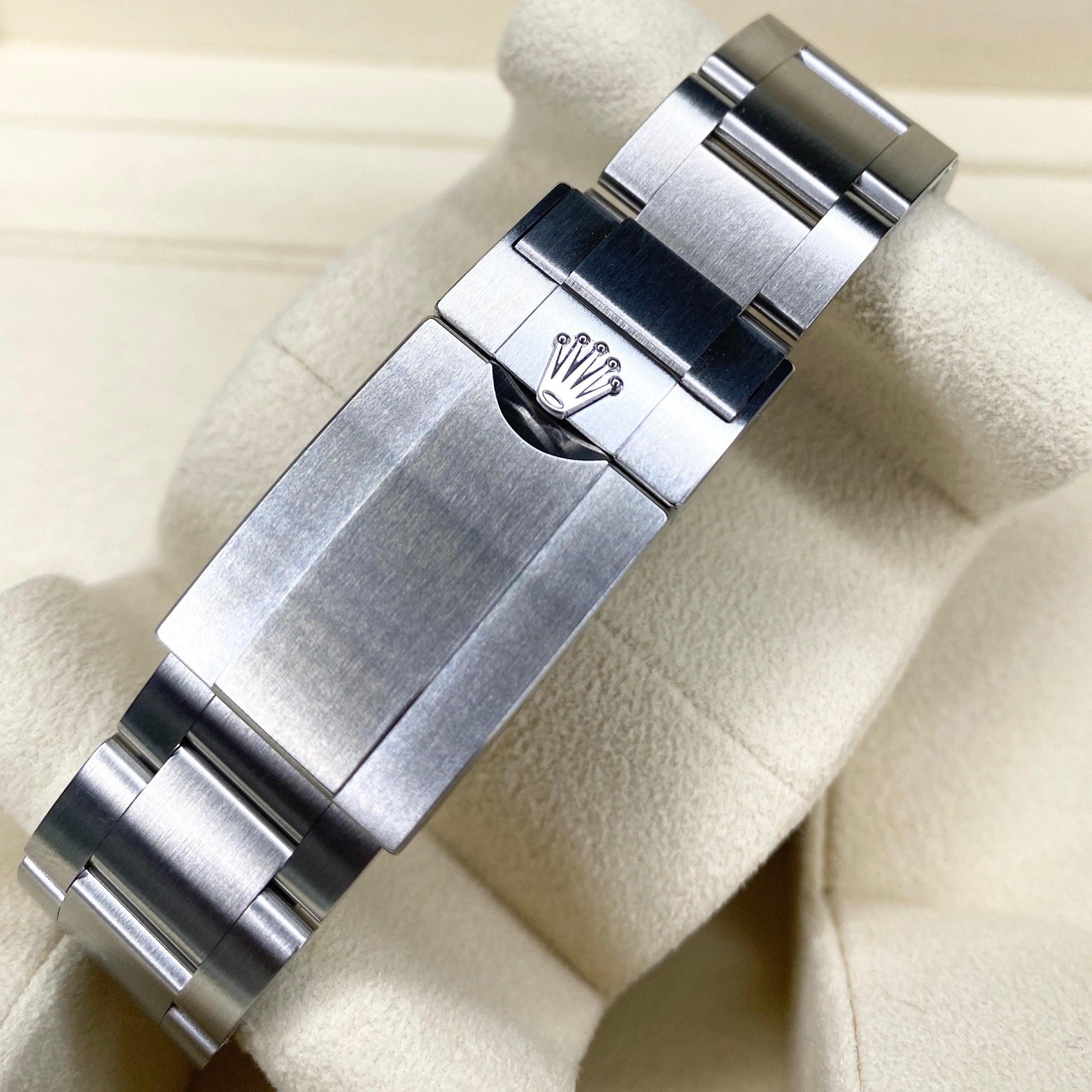 ROLEX EXPLORER I 224270 09/2023 NEU FULLSET LC100