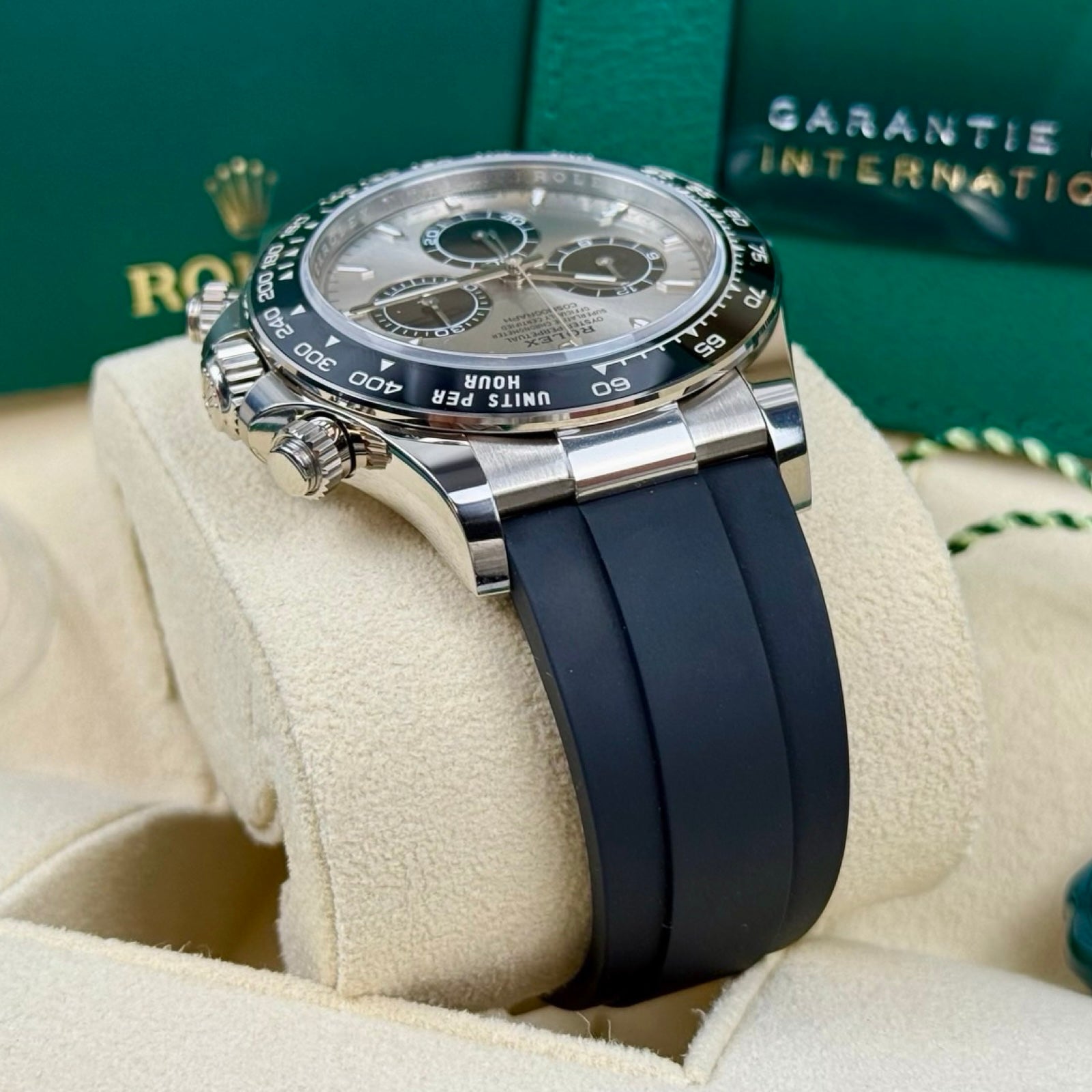 ROLEX COSMOGRAPH DAYTONA OYSTERFLEX 126519LN WEIßGOLD "GHOST" 10/2024 NEU FULLSET