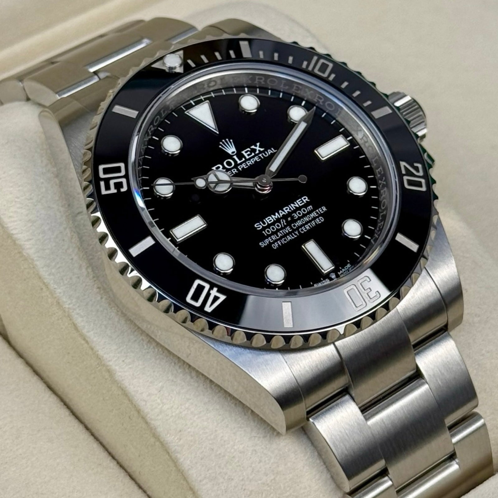 Rolex Submariner No Date Ref. 124060 – Neu, LC100, Fullset 03/2026 | Finer Things