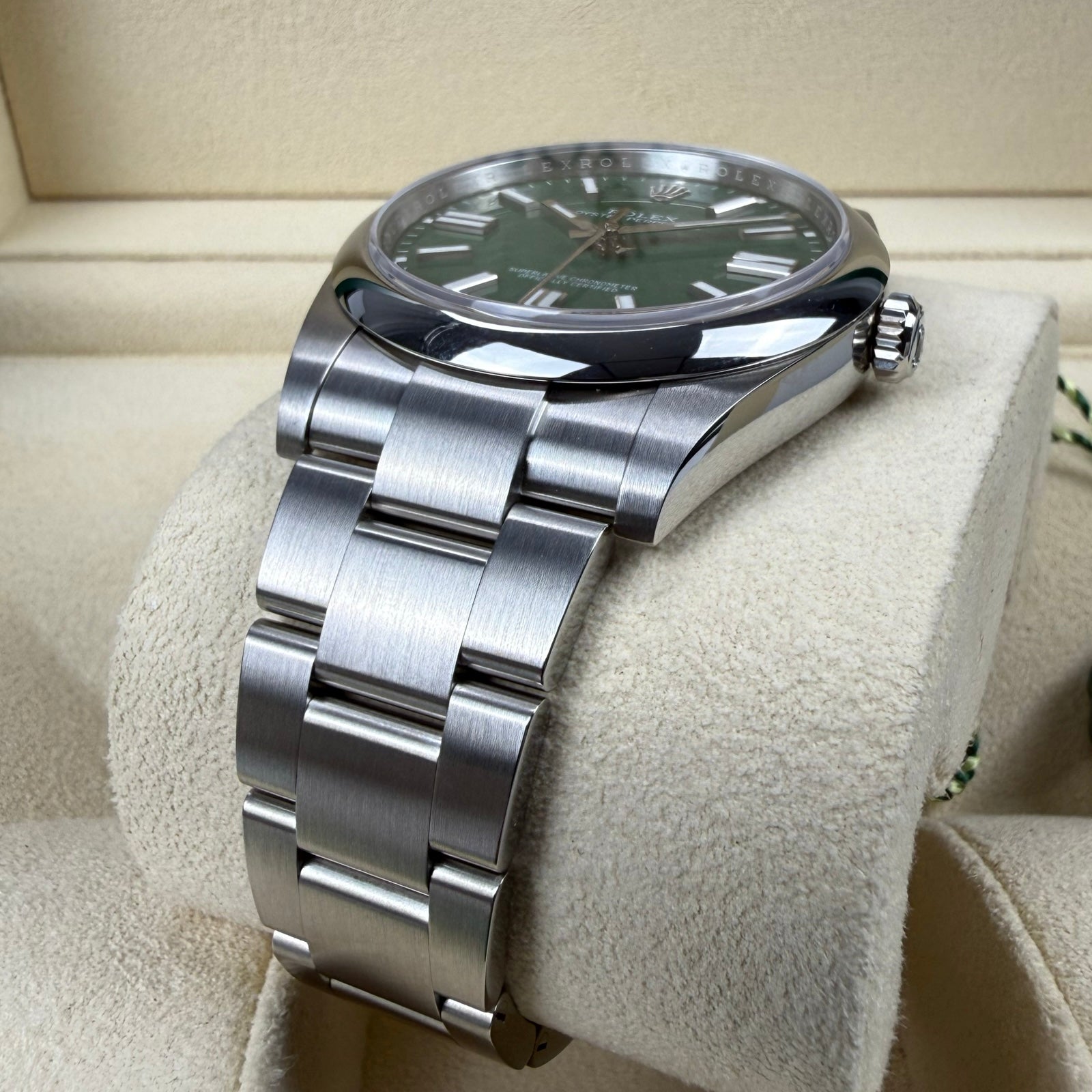 ROLEX OYSTER PERPETUAL 41 124300 GRÜN 06/2024 LC100 NEU FULLSET