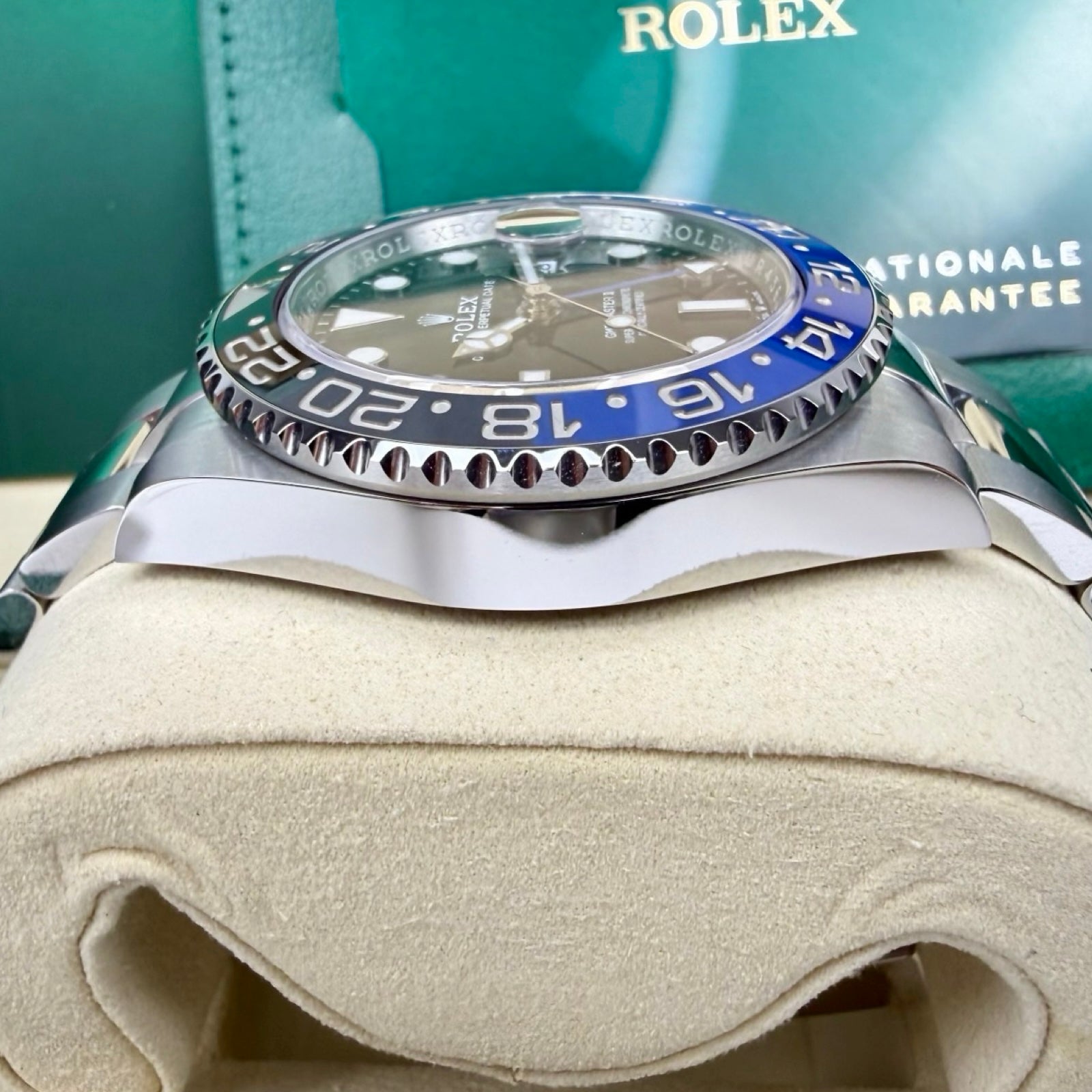 Rolex GMT-Master II Ref. 126710BLNR Batman – Neu, LC100, Full Set 03/2026 | Finer Things Köln