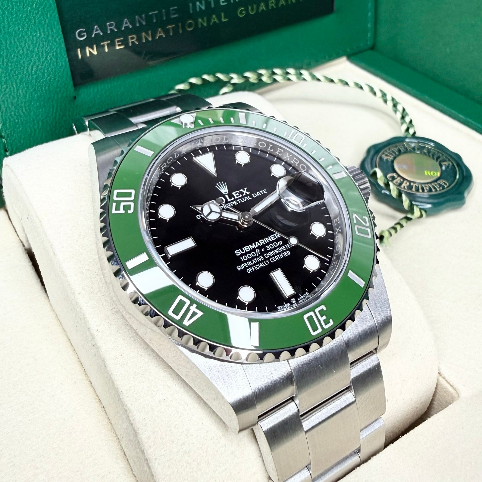 Rolex Submariner Date Ref. 126610LV Starbucks – Neu, Fullset 05/2026 | Finer Things