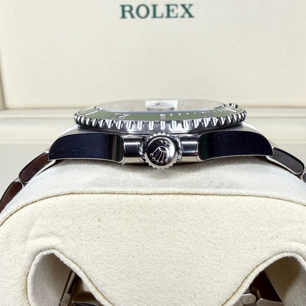 Rolex Submariner Date Ref. 126610LV Starbucks – Neu, Fullset 05/2026 | Finer Things