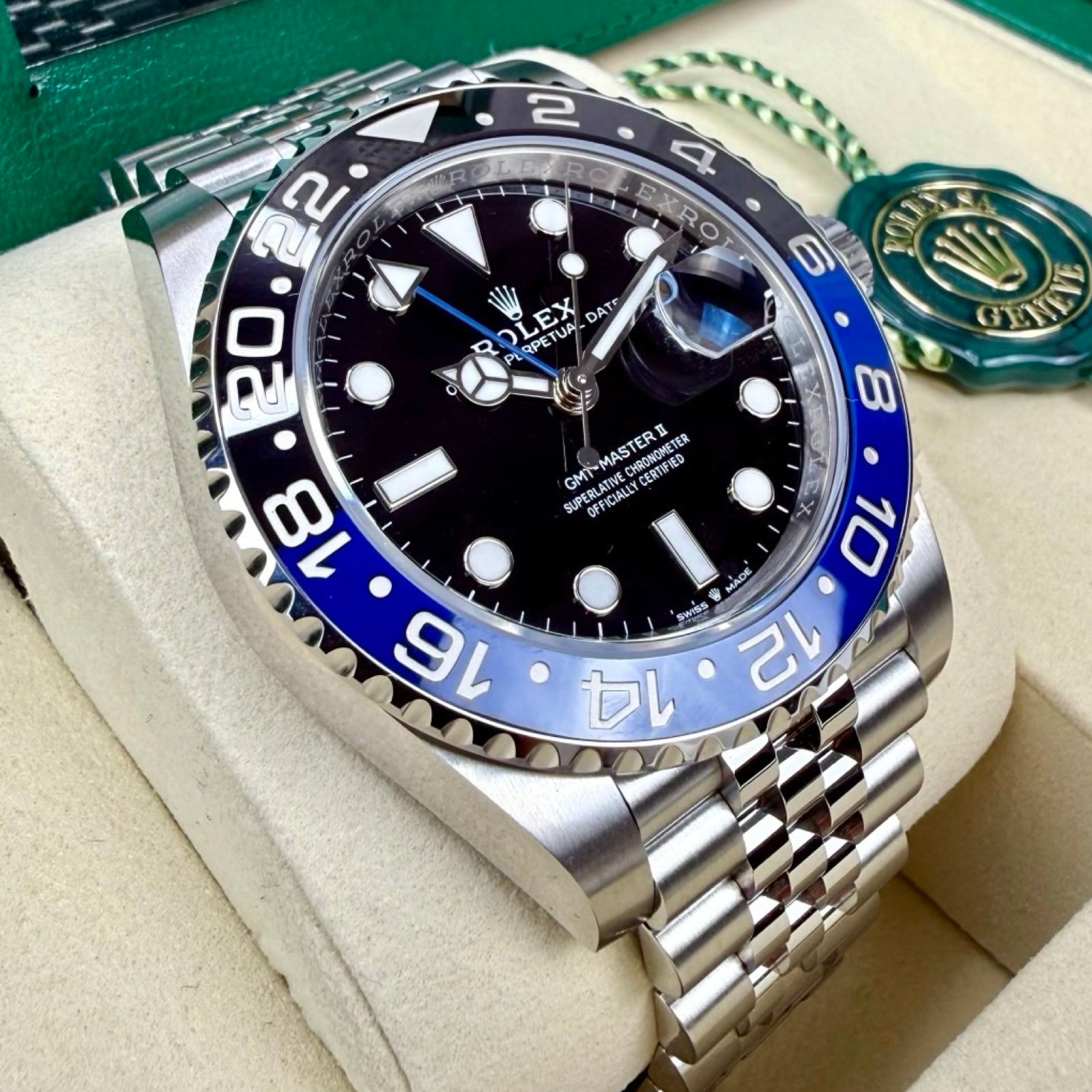 Rolex GMT-Master II Ref. 126710BLNR Batgirl – LC100, Neu, Fullset 03/2026 | Finer Things
