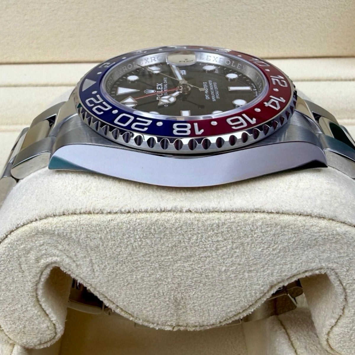 ROLEX GMT-MASTER II PEPSI 126710BLRO OYSTER 08/2024 NEU FULLSET