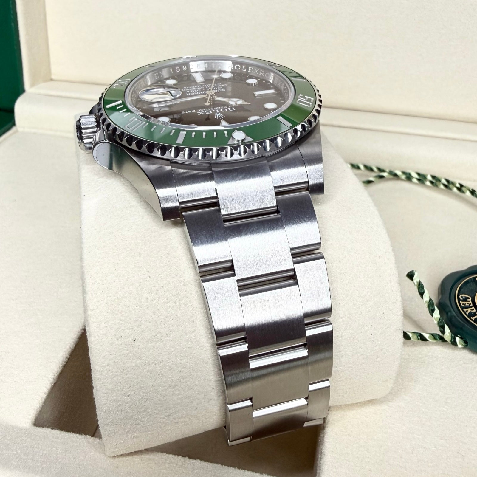 Rolex Submariner Date Ref. 126610LV Starbucks – Neu, Fullset 05/2026 | Finer Things