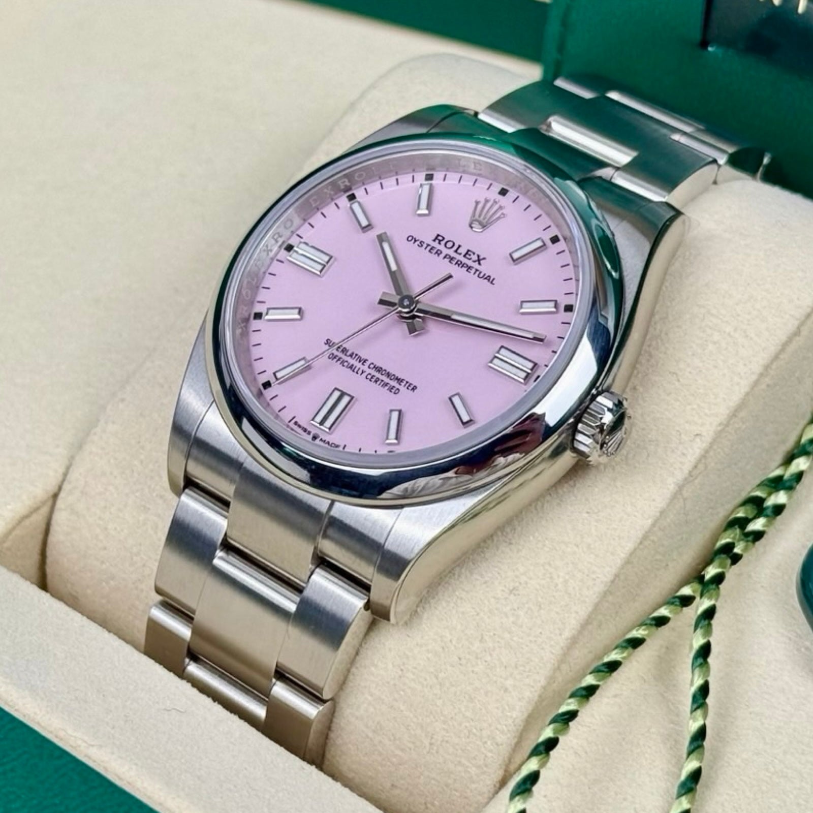 Rolex Oyster Perpetual 36 Ref. 126000 Candy Pink – Neu, Fullset 03/2026 | Finer Things