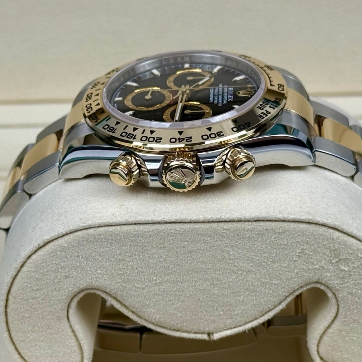 ROLEX COSMOGRAPH DAYTONA 126503 SCHWARZ 09/2025 LC100 NEU FULLSET