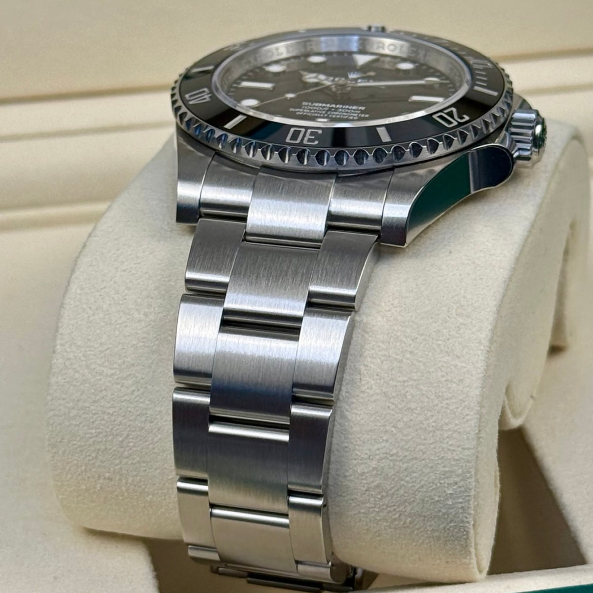 Rolex Submariner No Date Ref. 124060 – Neu, LC100, Fullset 03/2026 | Finer Things